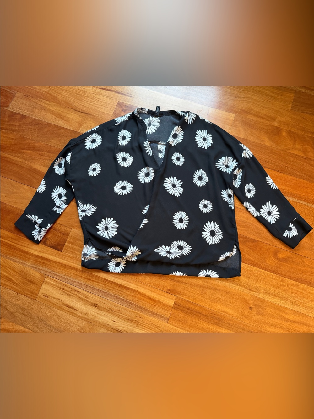 AQUA Brand Black Daisy Print Long-Sleeve Women's Wrap Blouse